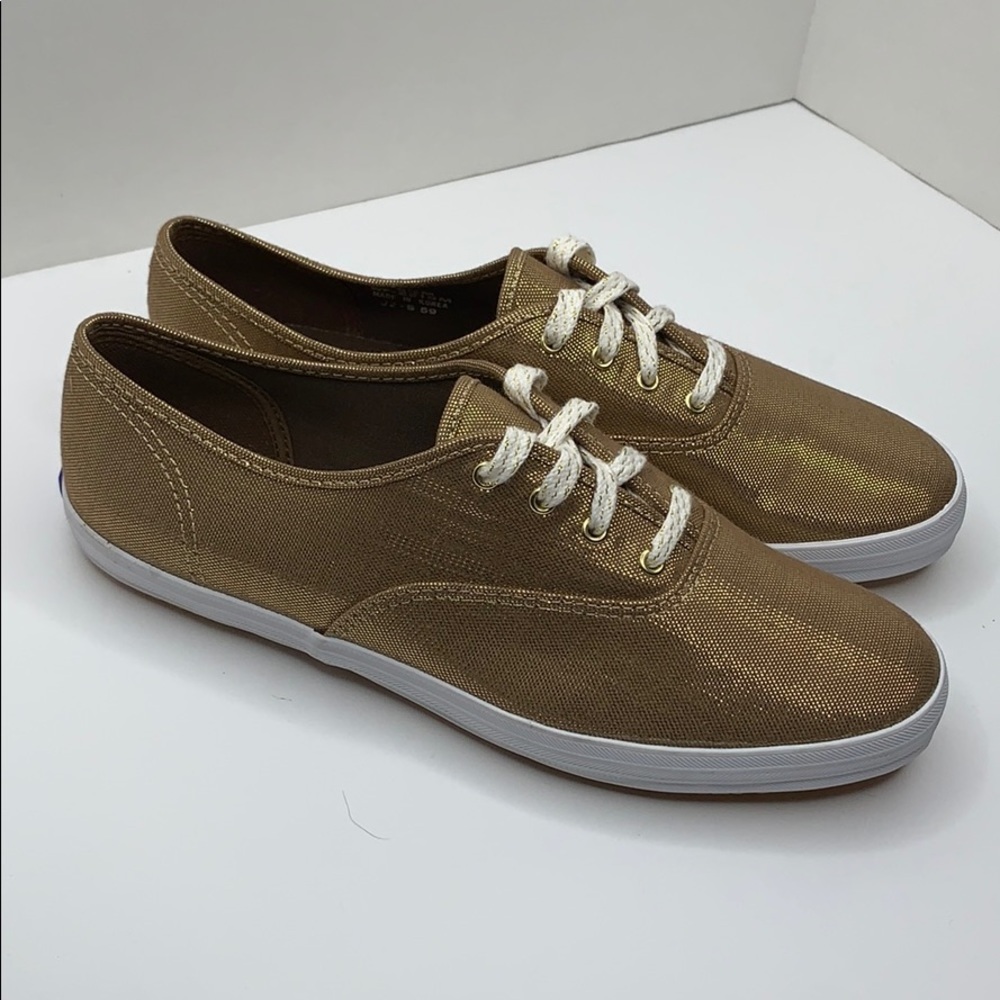 Keds  WF-2219M  Sneakers Size 9.5‎